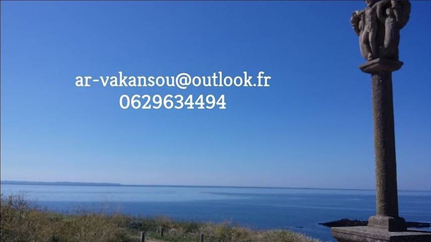 Gîte pour 4 personnes, avec piscine ainsi que terrasse et jardin dans le Finistère