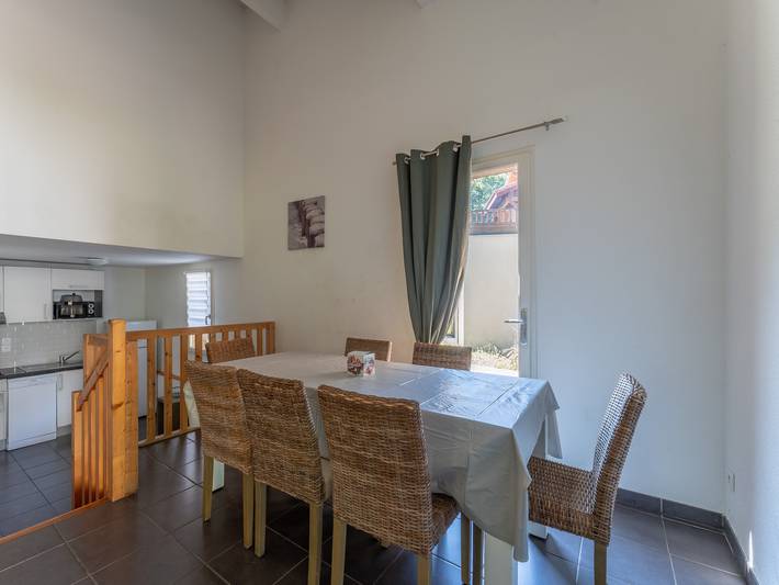 Gîte pour 8 personnes, avec piscine ainsi que terrasse et sauna dans Plage Moutchic - 4