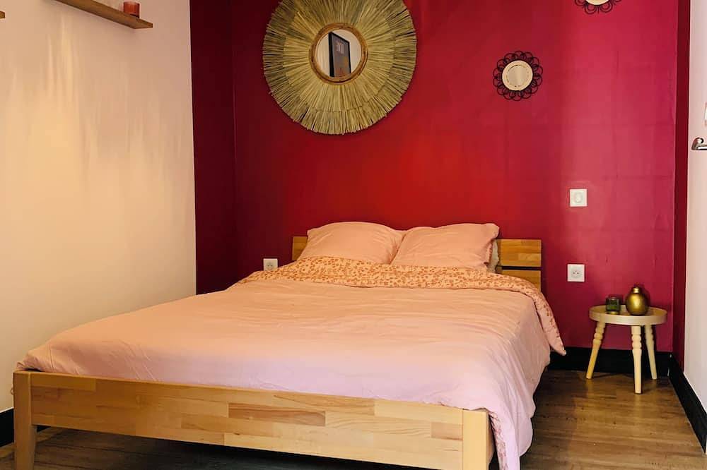 Le B house with jacuzzi  in Baccarat, Lunéville region