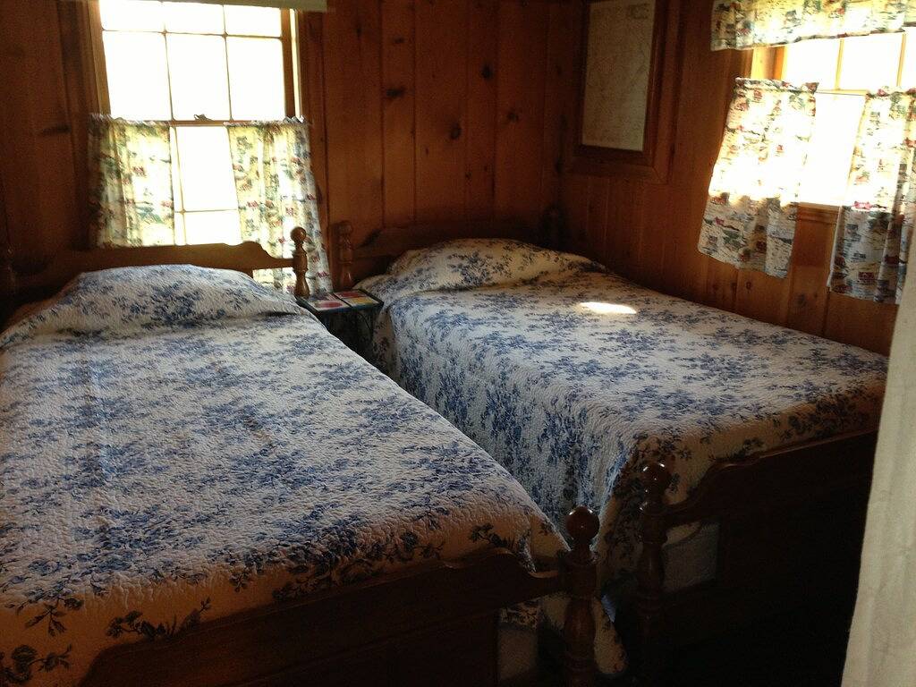 A Historic Storybook Maine Cottage in Lincoln County (Maine)