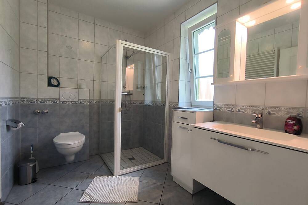 Ganze Wohnung, Fewo Unter den Linden - Ferienwohnung Unter den Linden in Bredstedt, Nordfriesland