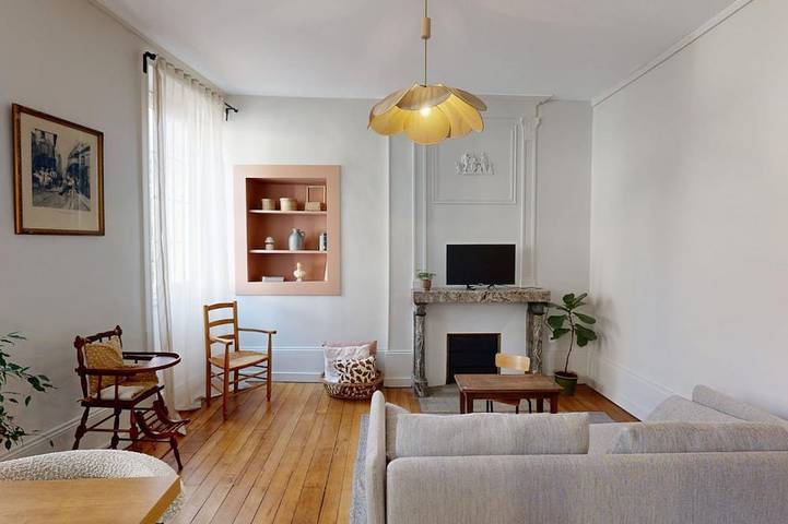 Appartement entier, Appartement central, animaux admis - 4 pers. in Moulins, Allier