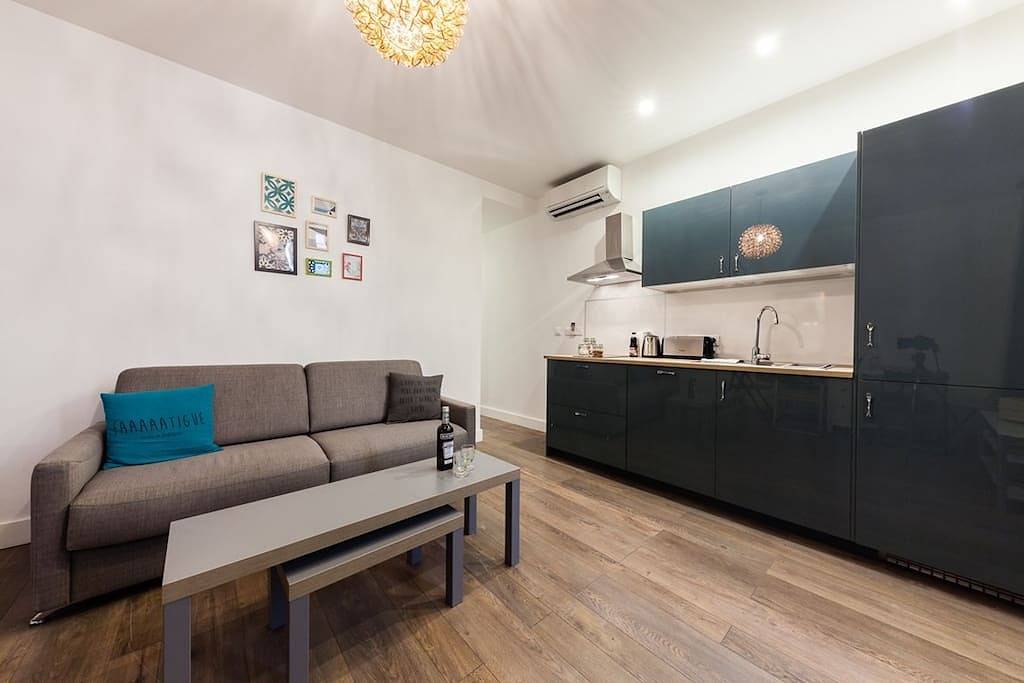 Entire apartment, Chez Fernand · Vieux Port apt 6p in Marseille, Marseille region