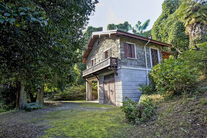 Ferienhaus für 4 Personen, mit Balkon und Garten sowie Ausblick in Comune di Verbania