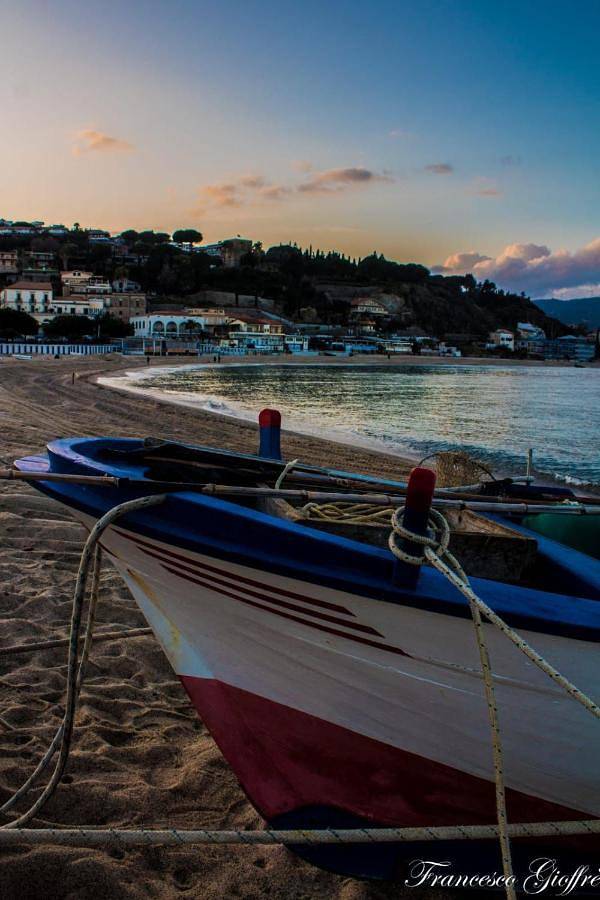 Location de vacances pour 4 personnes dans Soverato Marina