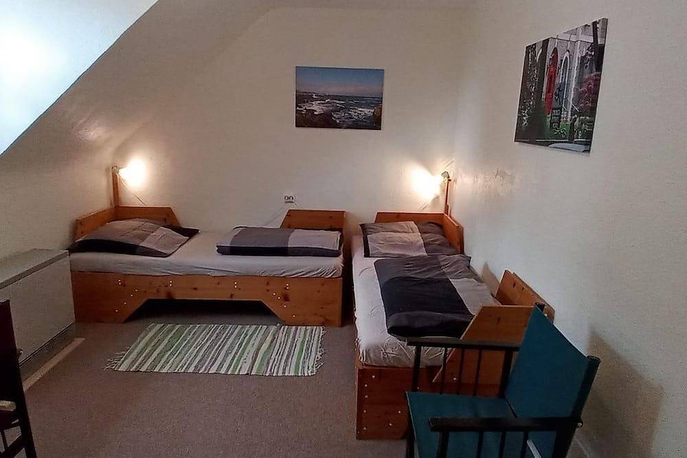 Ferienhaus Edenhofer - 8-Bett-Ferienhaus in Esch, Vulkaneifel