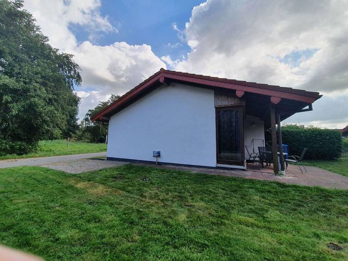 Ferienhaus für 5 Personen, mit Terrasse und Garten, mit Haustier in Jade