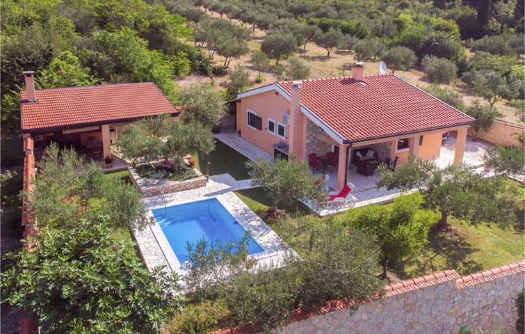 Reizende 2-Zimmer-Wohnung mit Pool und Terrasse in der Nähe der Neretva in Dubrovnik-Neretva