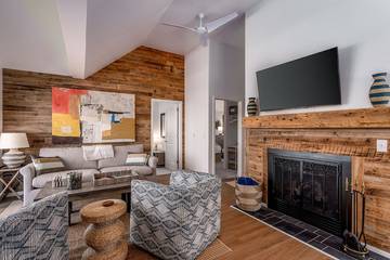 Beach Rental for 8 Guests in Fish Creek, Lake Michigan, Picture 4