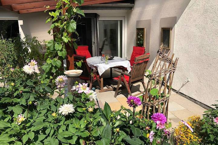 Ferienhaus für 3 Personen, mit Garten in Leichlingen