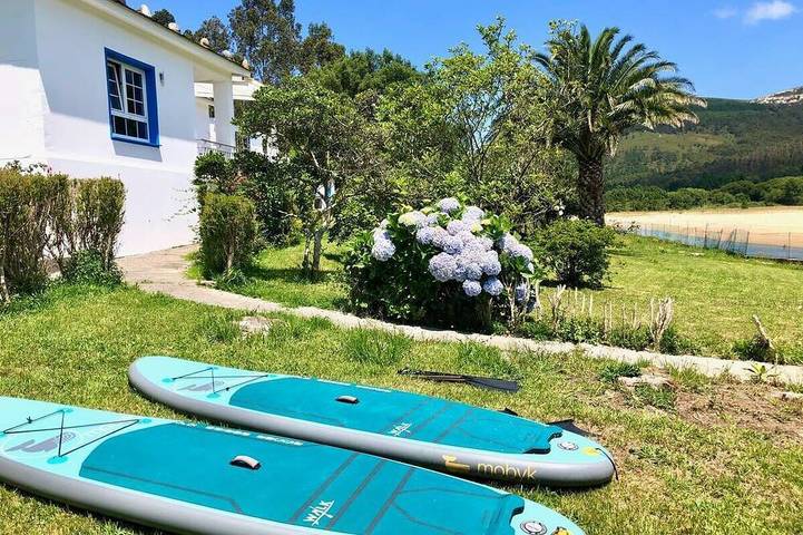 Casa rural para 7 personas, con balcón y jardín en Ortigueira