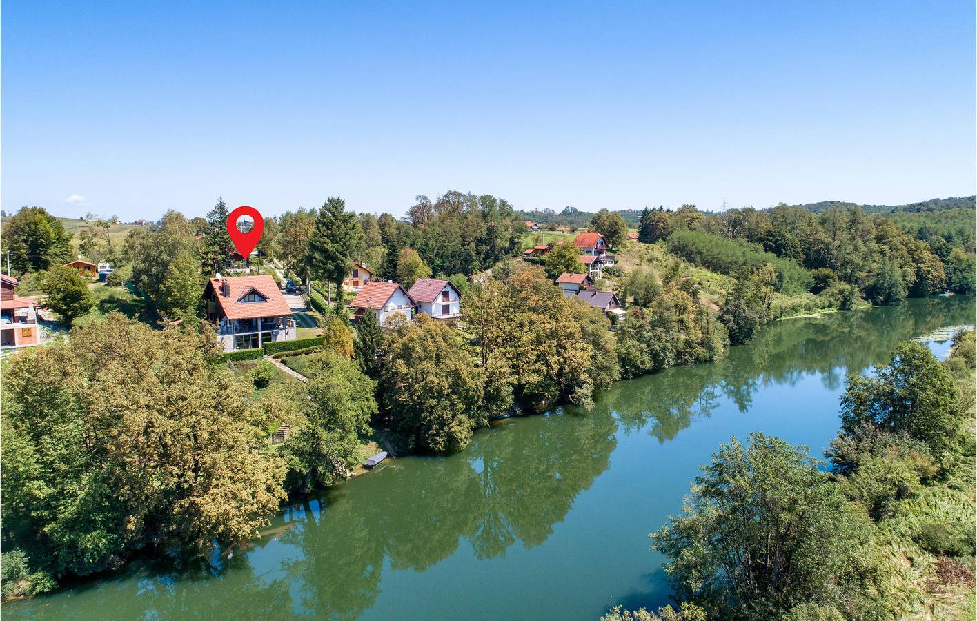 Charmante 2-Zimmer-Wohnung mit Pool und WLAN, 100 m vom Fluss Korana entfernt in Karlovac, Karlovac und Umgebung