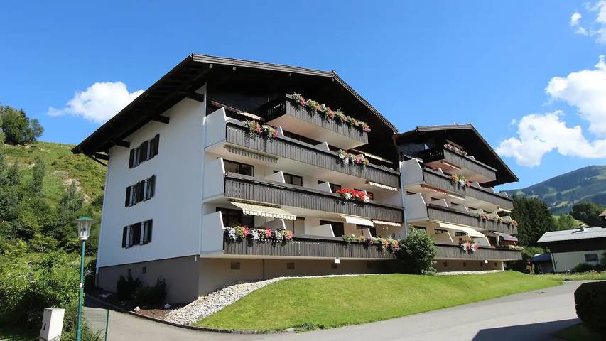 Ferienwohnung für 4 Personen, mit Balkon in Maria Alm