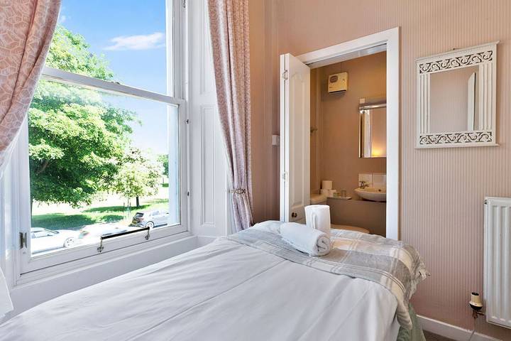 Ganze Wohnung, GuestReady - Cosy Single Room in Leith, Edinburgh in Leith, Edinburgh