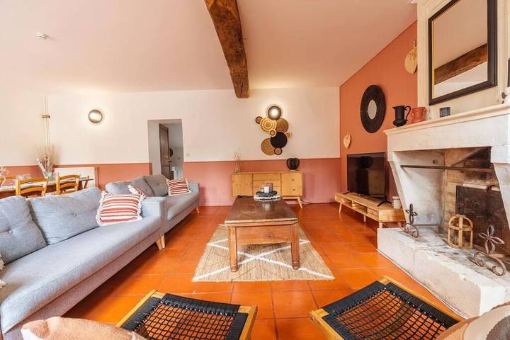 Location de vacances pour 8 personnes, avec Terrasse et Jardin à Tonnay-Charente - 4