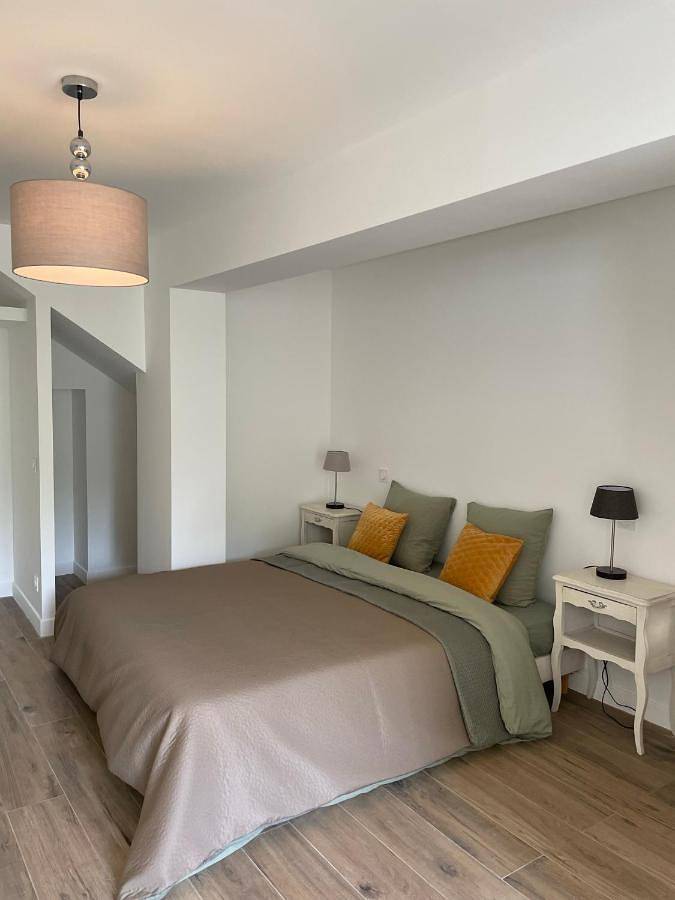 Location de vacances pour 8 personnes, avec piscine et jardin à Néac - 4