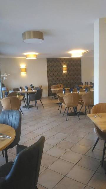 Hôtel pour 3 personnes, avec terrasse à Montjean-sur-Loire