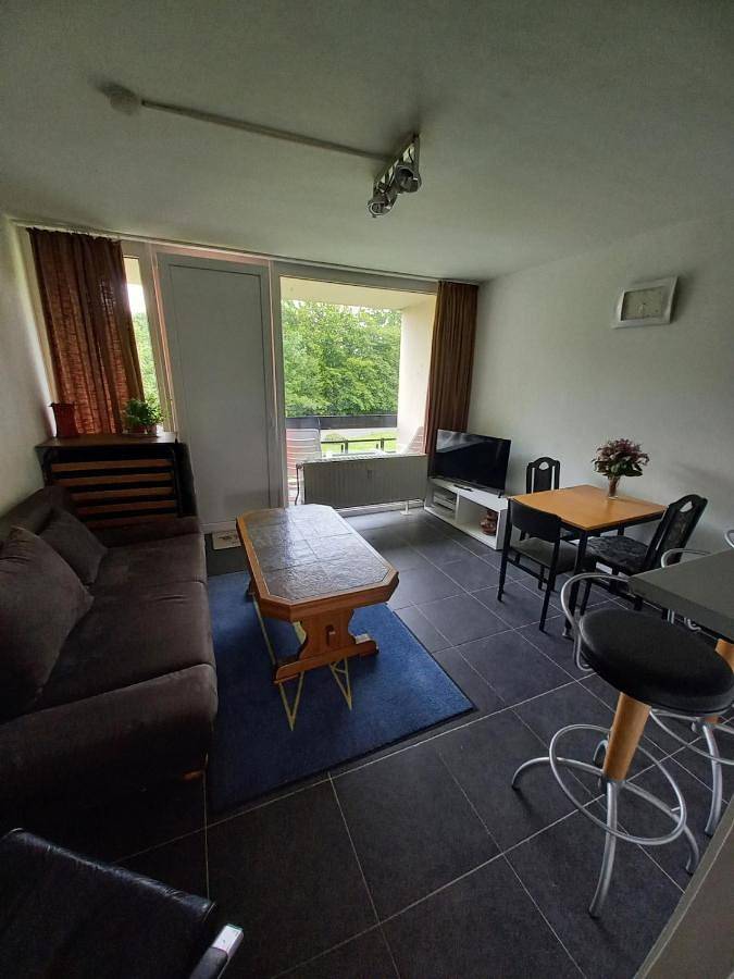 Gîte pour 6 personnes, avec terrasse et vue, animaux acceptés à La Calamine