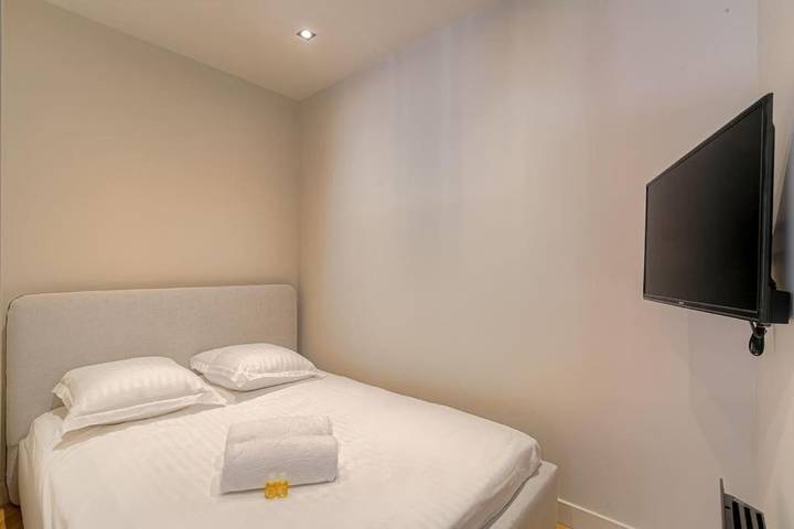 Gîte pour 2 personnes à Saint-Didier-au-Mont-d'Or - 3