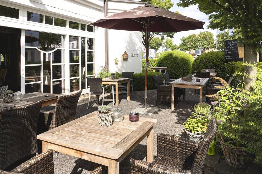 Scenic Sauerland Getaway | 4 mi to Norderney Lighthouse | Sauna Evenings in Sundern, Sorpesee