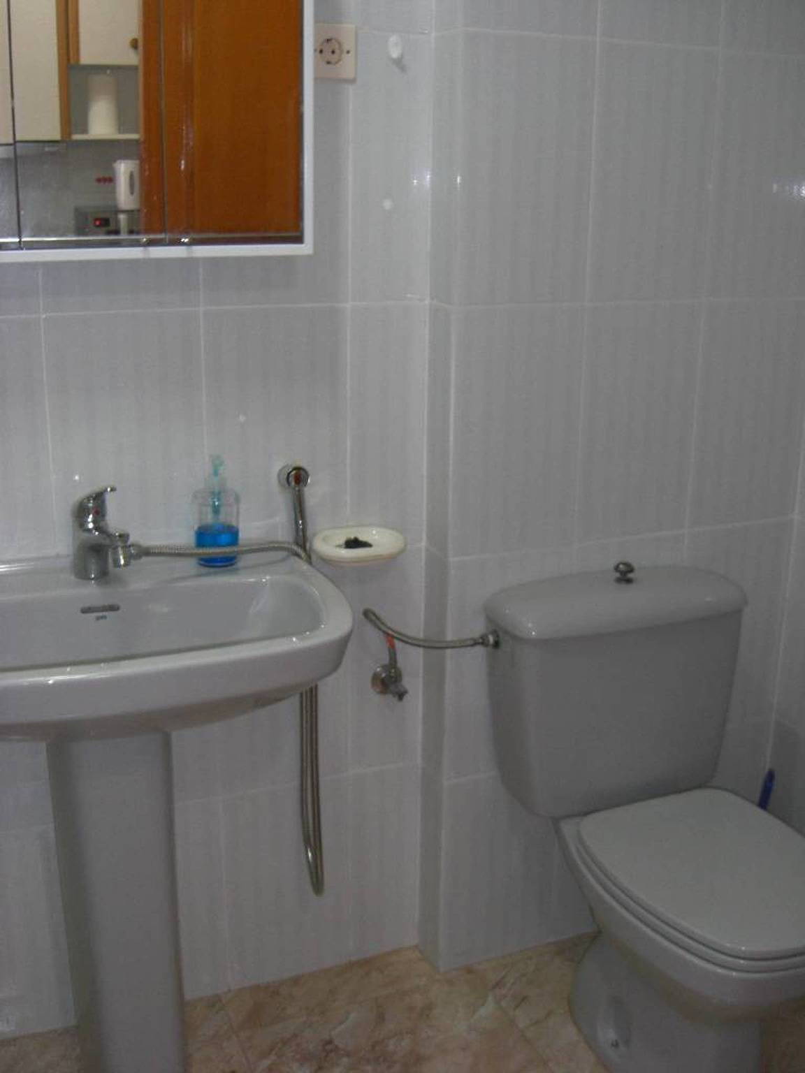 Geheel appartement, Vakantieappartement voor 3 personen met terras in Torrevieja Centre, Torrevieja
