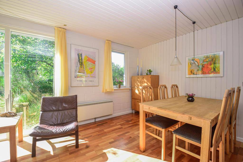 Ferienhaus am Nissum Fjord mit komplett eingezäuntem Grundstück und überdachter Südterrasse in Ulfborg, Nissum Fjord