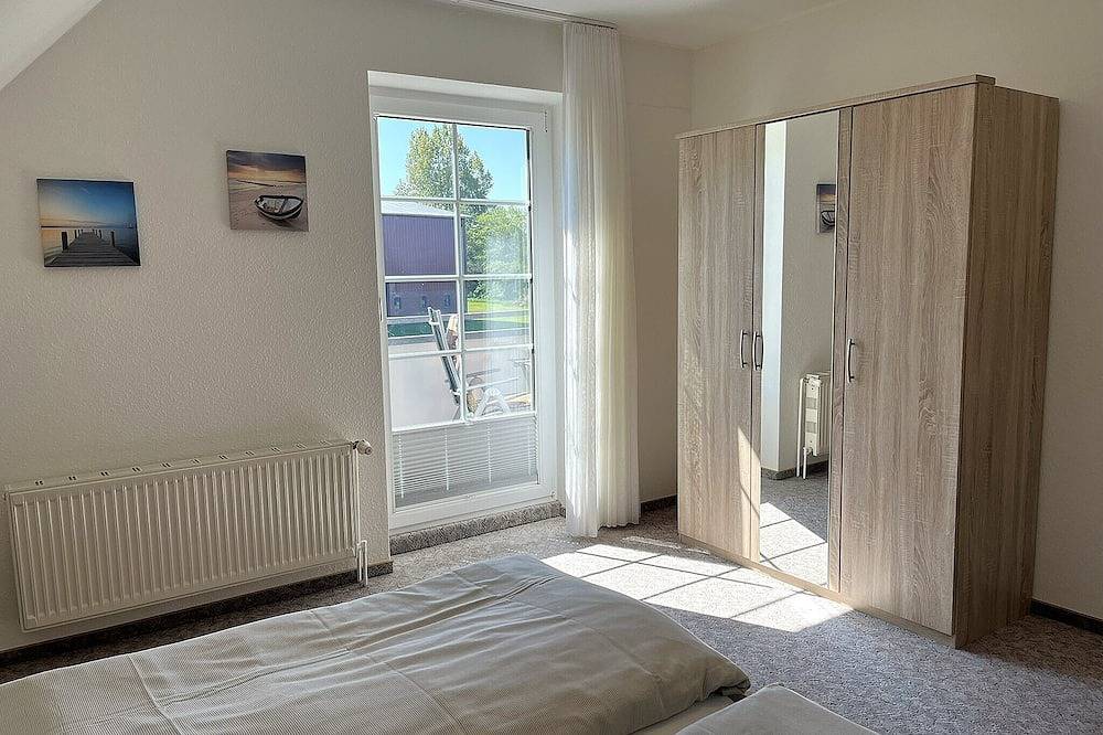 Ganze Wohnung, Einladende Ferienwohnung  Thiede 2 in Büsum, nah an der Familienlagune in Büsum, Dithmarschen