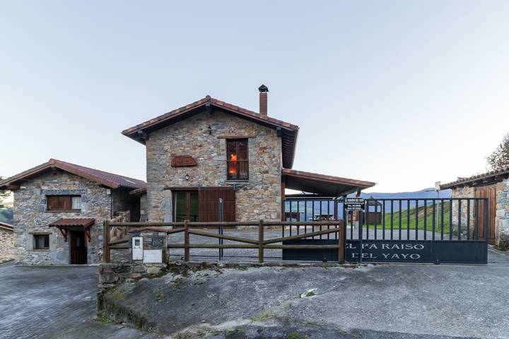 Chalet para 14 personas, con jardín en Cantabria - 2
