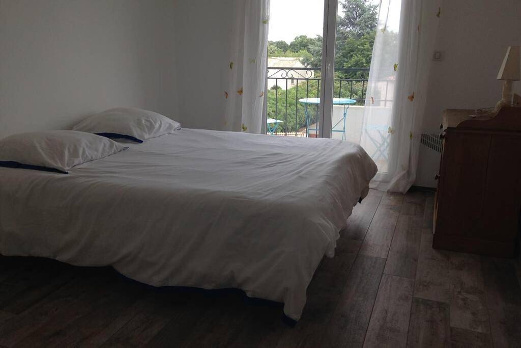 Appartement entier, Three-Bedroom Apartment in Ghisonaccia, Arrondissement de Corte