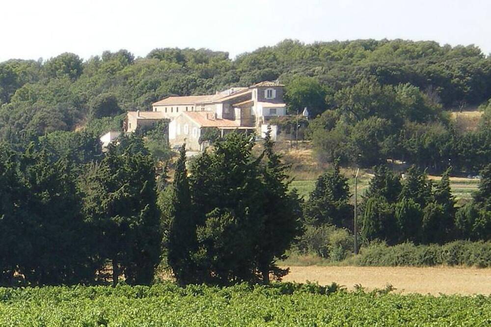 Appart Hôtel - Nature et Spa in Aurons, Aix-en-Provence region
