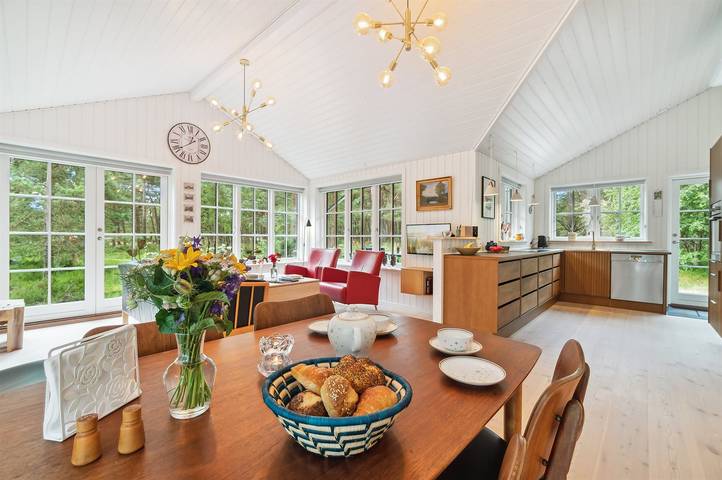 Ferieudlejning for 4 personer, med terrasse i Dueodde