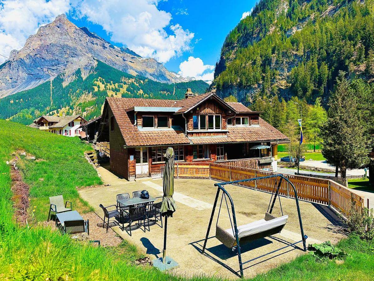 Ganze Wohnung, Cozy Apartment in Vintage House in Kandersteg in Kandersteg, Frutigen - Lenk - Adelboden