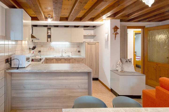 Ganze Wohnung, Ferienwohnung 'Zopel' mit Bergblick, Gemeinschaftsgarten und Wi-Fi in Falcade, Dolomiti Superski