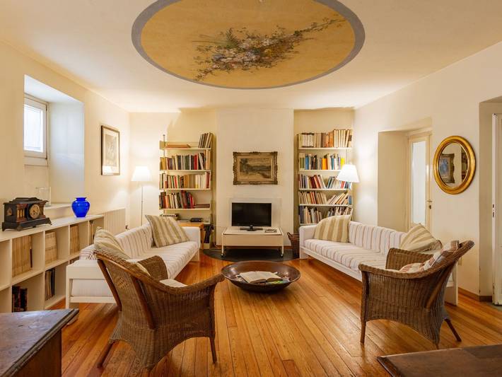 Casa vacanza per 6 persone, con giardino in Dervio