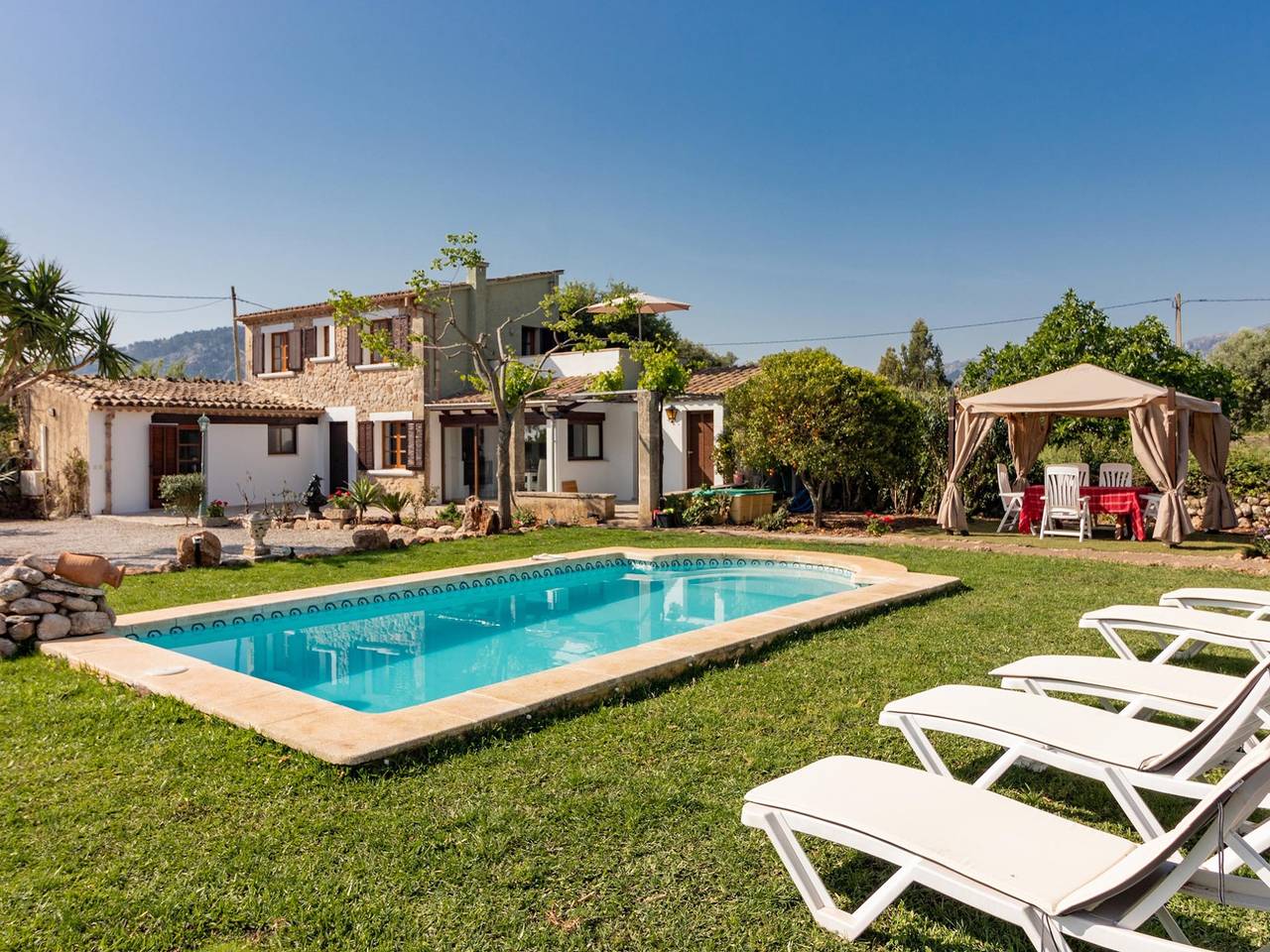 Villa La sort den Mateu By Sunvillas Mallorca in Pollensa Ciudad, Pollença