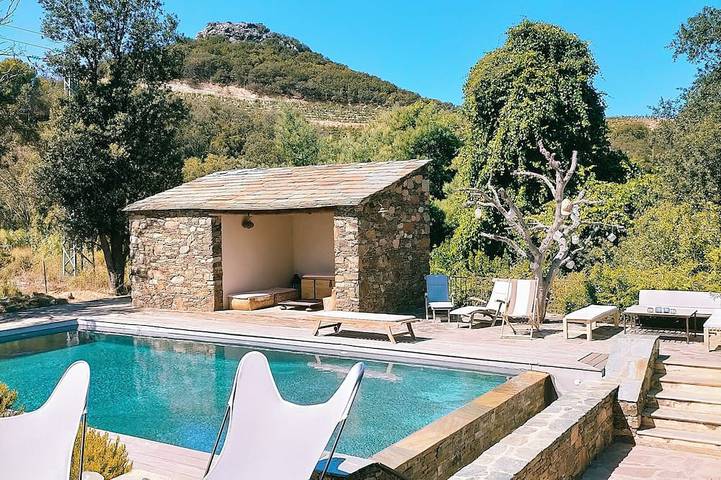 Villa pour 8 personnes, avec terrasse et jardin - 1