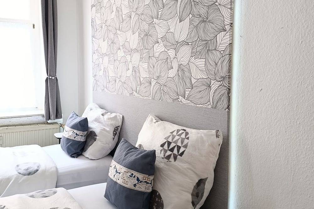 Ganze Wohnung, **Monappart ** in Gera, Ostthüringen