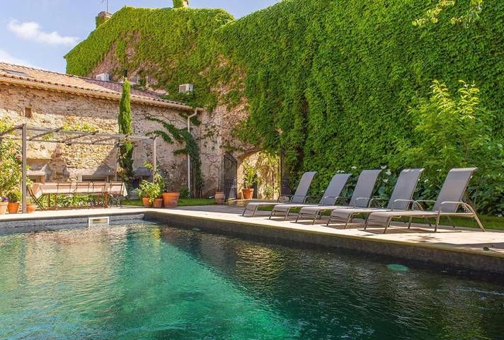 Appartement de vacances pour 2 personnes, avec piscine et jardin