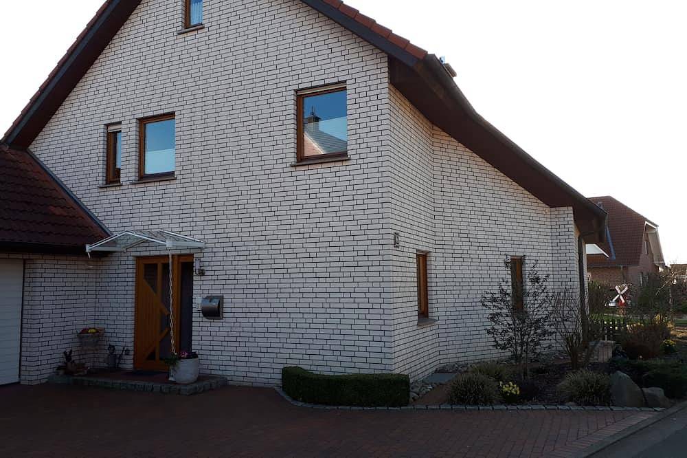 Entire apartment, Vacation apartment/apartment for 4 guests with 85m² in Hilter am Teutoburger Wald in Hilter, Osnabrueck Land