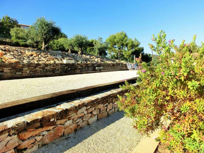 Chambre d’hôte pour 10 personnes, avec piscine ainsi que jacuzzi et jardin à Bandol - 3