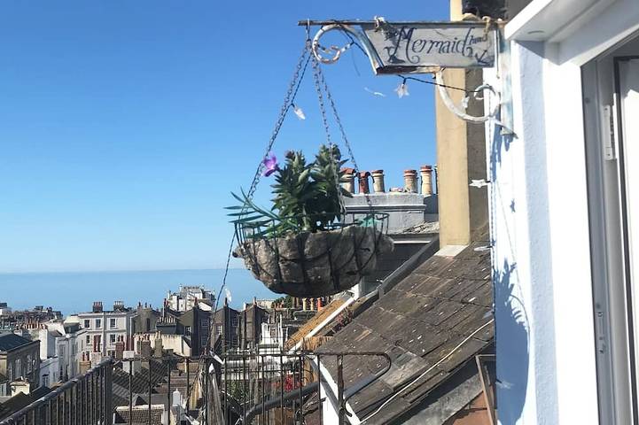 Apartment for 4 people, with balcony and garden in Hove