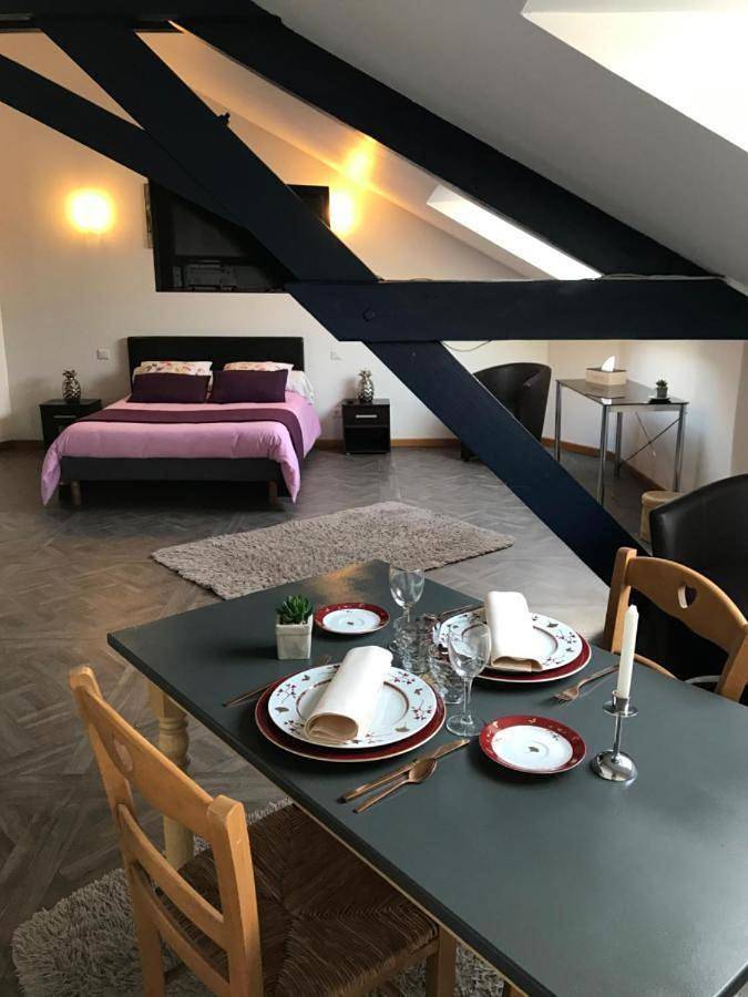 Chambre d’hôte pour 4 personnes, avec vue ainsi que terrasse et jardin