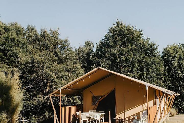 Camping pour 5 personnes, avec piscine et jardin, animaux acceptés - 1