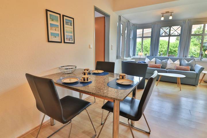 Ferienwohnung für 2 Personen, mit Balkon/Terrasse und Terrasse auf Langeoog - 2