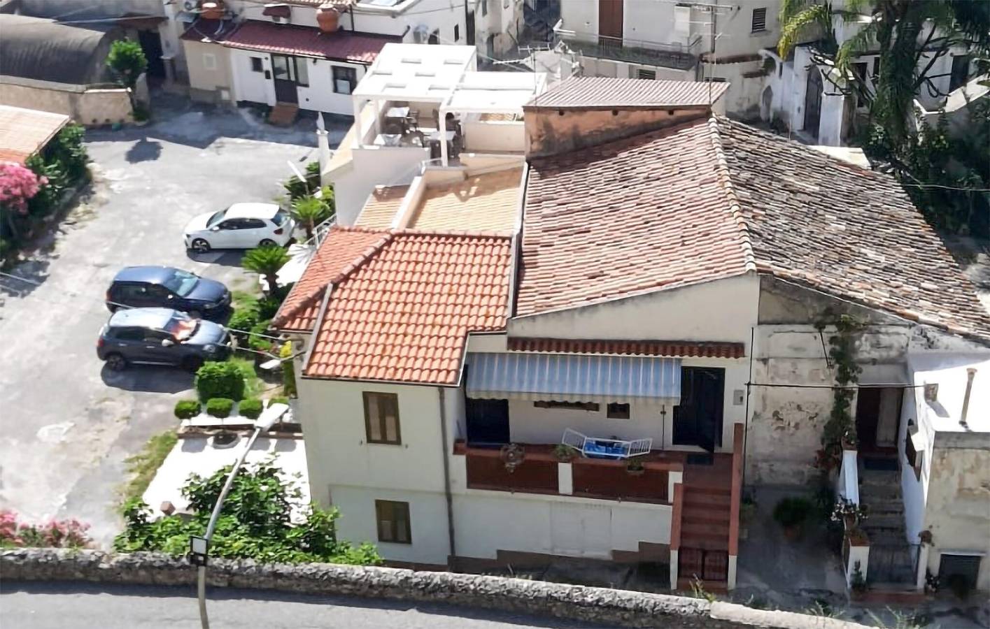 Ganze Ferienwohnung, Gemütliche 1-Zimmer-Wohnung mit Terrasse – 600 m vom Strand entfernt in Tropea, Vibo Valentia Provinz