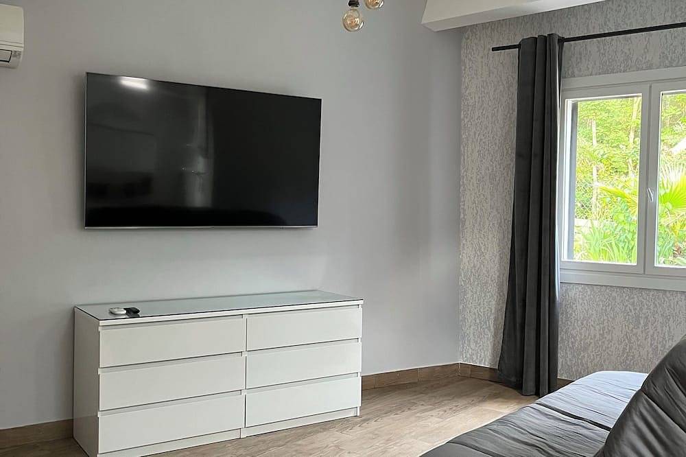 Geheel appartement, Appartement in Villa in Talasani, Corte en omgeving
