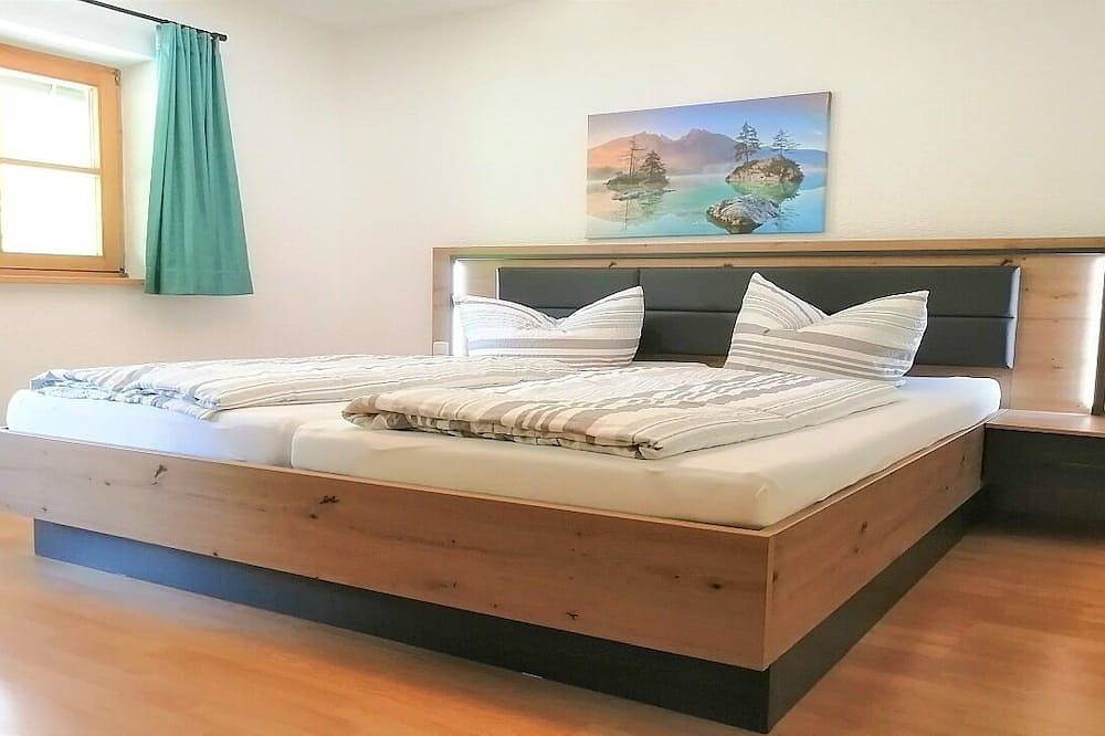 Ganze Wohnung, Ferienwohnung Alpenglühen - Komfortquartier mit Balkon für 1-4 Personen in Hintersee, Ramsau bei Berchtesgaden