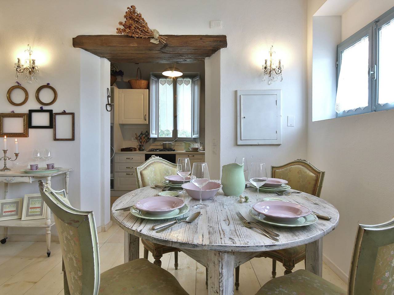 Villa in Cortona with Private Pool and Views in Cortona, Arezzo Province