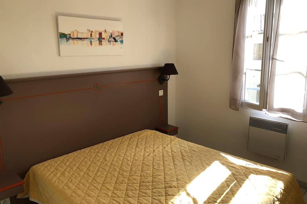 Appartement entier, Appartement 7 personnes, terrasse 1er étage, Plan de la Tour, golfe Saint Tropez in Le Plan-de-la-Tour, Côte méditerranéenne (France)
