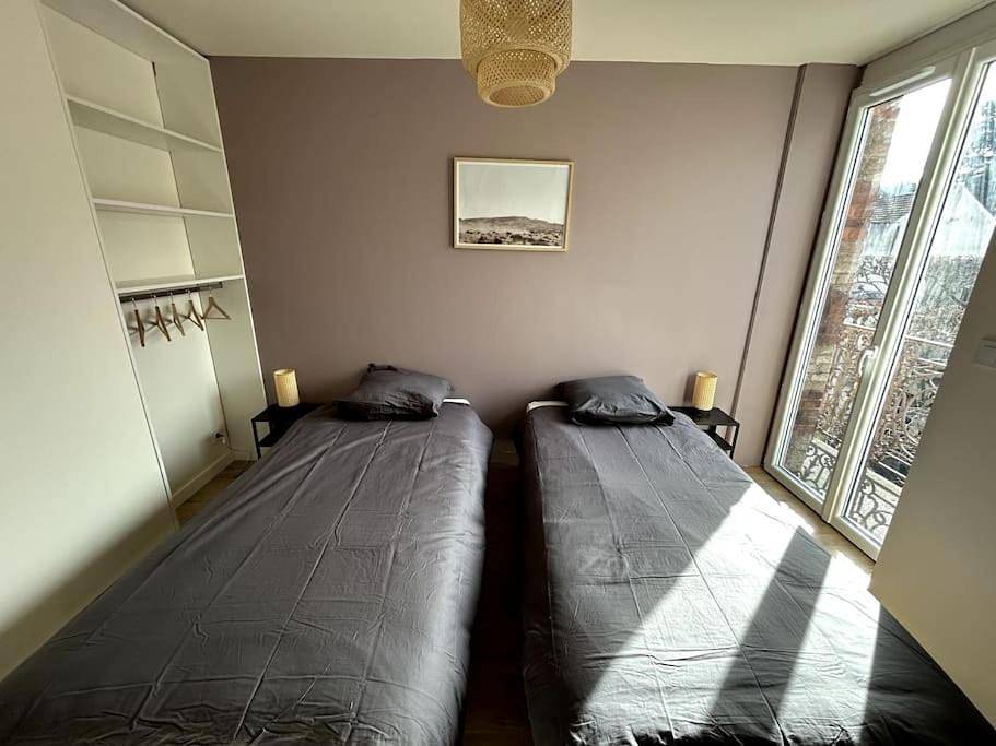 Appartement entier, Two-Bedroom Apartment in Saint-Chamond, Parc Naturel Régional du Pilat
